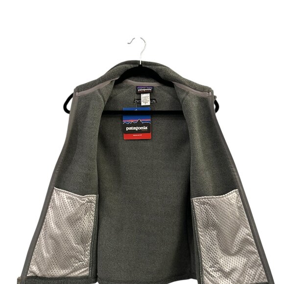 NWT Patagonia Synchilla Vest - NBC News embossed on back/ Women's - Size M - Picture 5 of 11